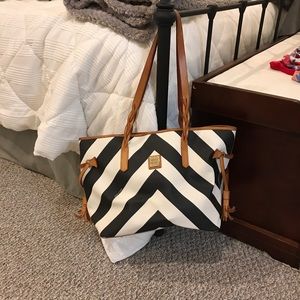 Dooney and bourke bag